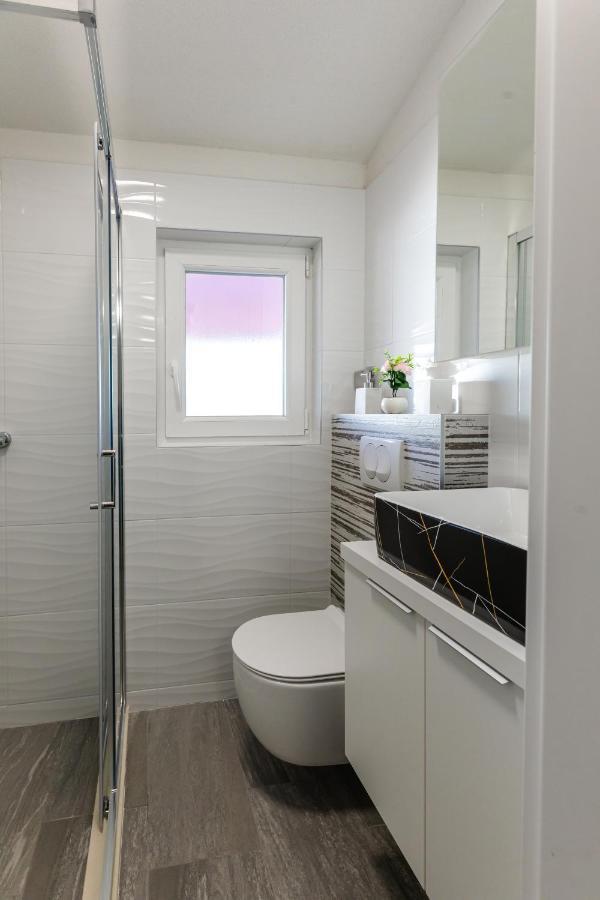 Apartman Laura Вир Екстер'єр фото