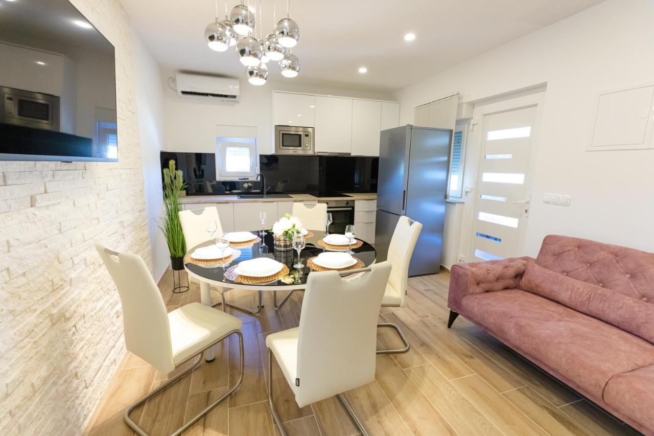 Apartman Laura Вир Екстер'єр фото